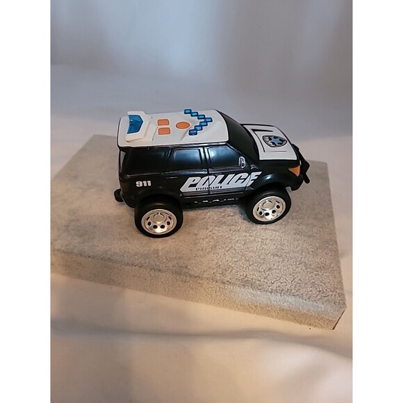 Maxx Action Electronic Light & Sound Vehicles Police Car SUV - Picture 7 of 12